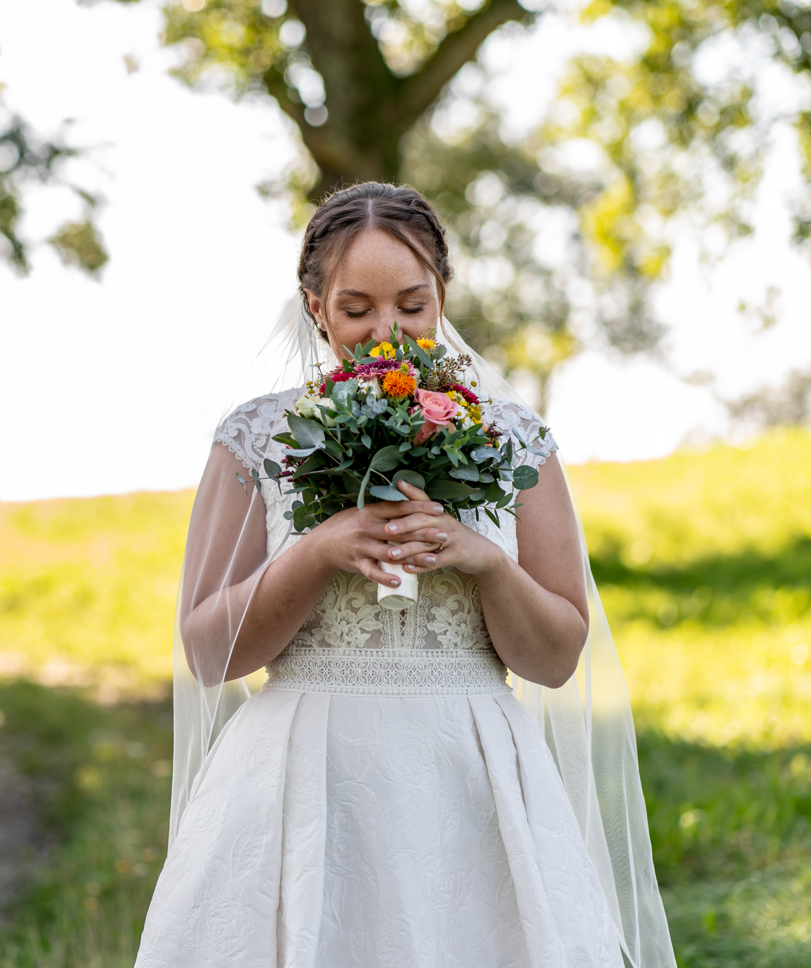 Braut mit Brautstrauss